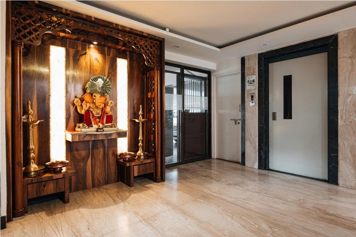 Hotel Krushna Inn Тримбак Екстериор снимка